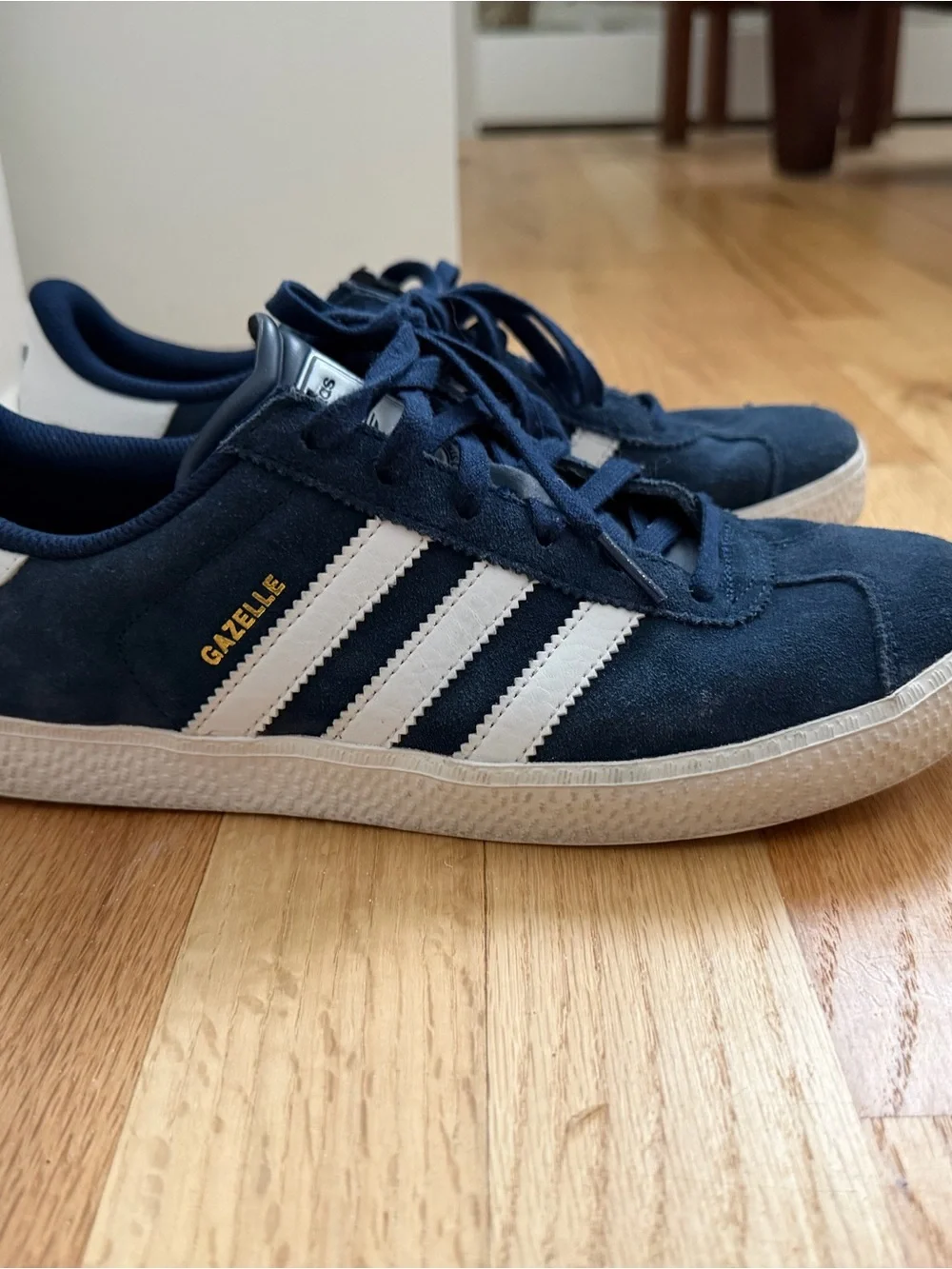 adidas low top